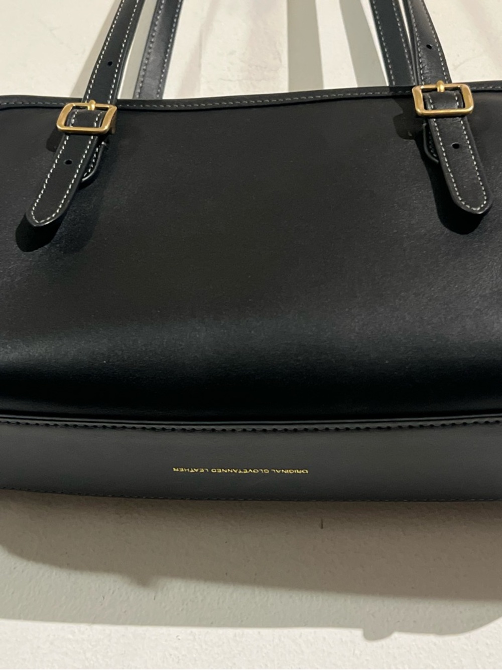 Coach The Swing Zip Black Leather Shoulder Bag with Gold Hardware - Picture 2 of 12